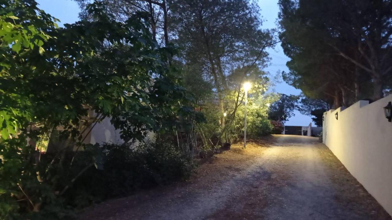 "Le Mas" Les Jardins De Tourneige Maraussan Exterior foto